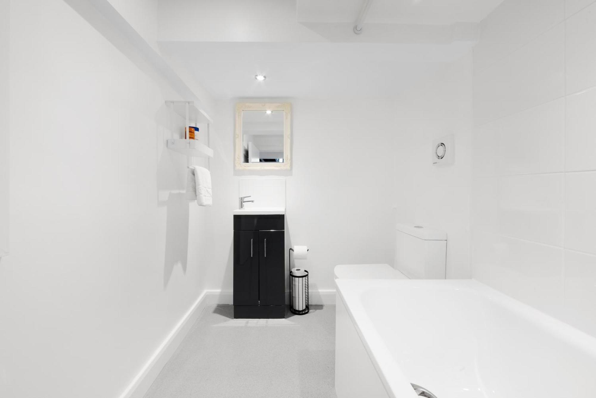 Archway Station Studio - Inexpensive Pied-A-Terre Apartment London Ngoại thất bức ảnh